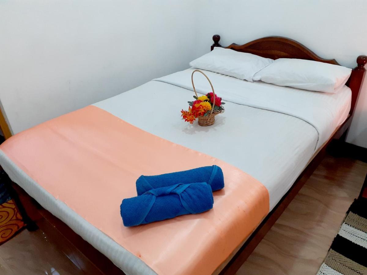 Subash Hotel Nallathanniya Chambre photo