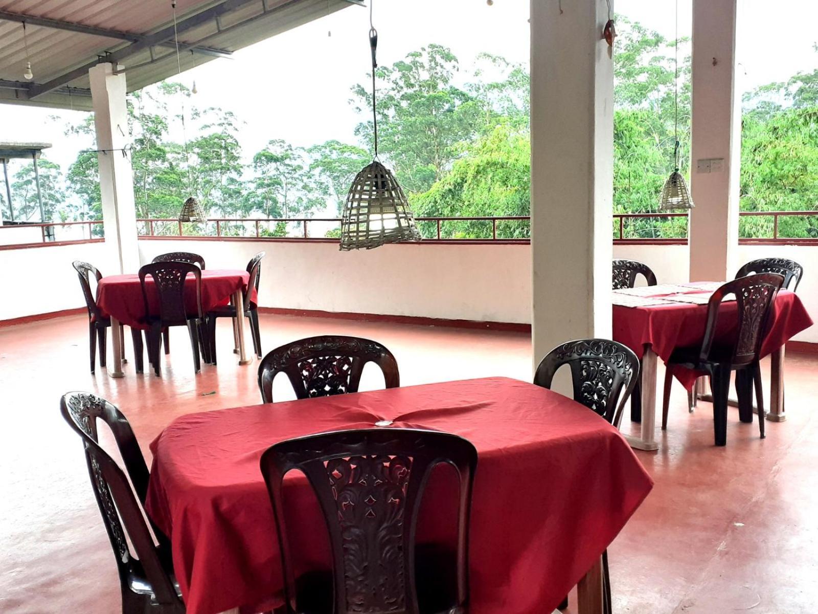 Subash Hotel Nallathanniya Extérieur photo
